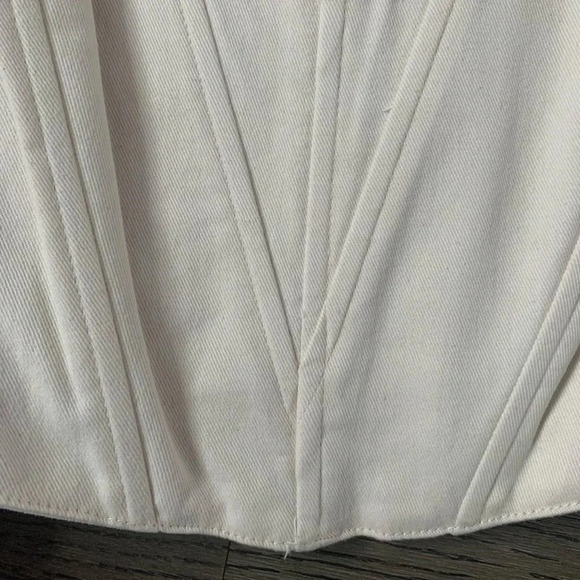 Moon River Lace Up Corset Crop‎ Top - Size M - Cream - NWT - Picture 6 of 10